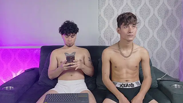 Živý XXX chat Twinfire_zeus