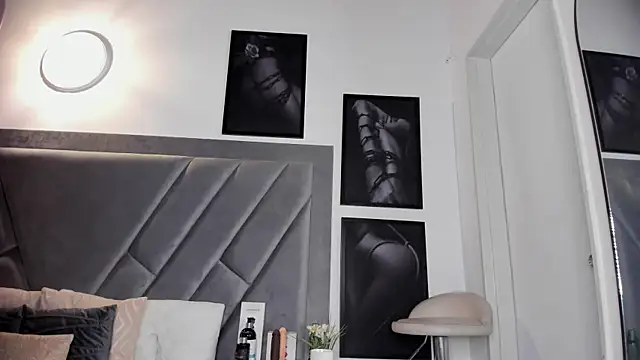 brenda_nova18: απευθείας συνομιλία ΧΧΧ