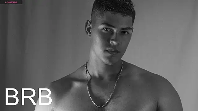 Czat XXX na żywo – Iamdylan777