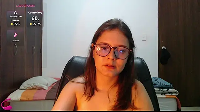 MadieeLorez: απευθείας συνομιλία ΧΧΧ