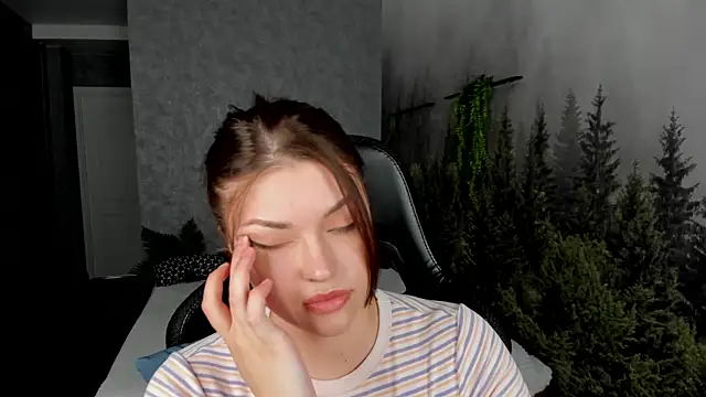 Maya-Mimi Adlı Modelin Canlı XXX Sohbeti
