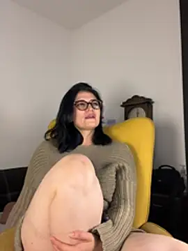 adriana71 即時 XXX 聊天