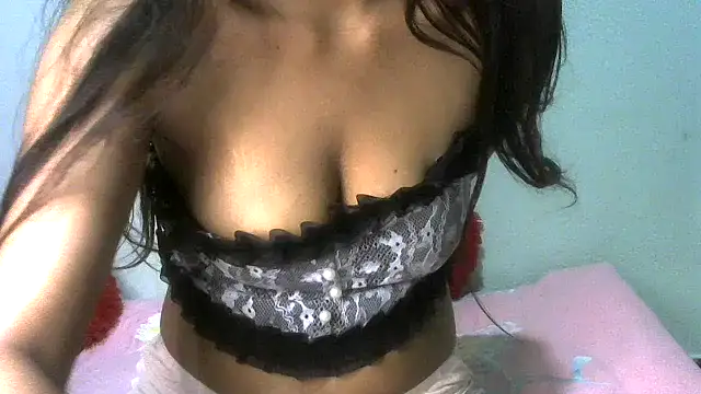 Chat XXX en directo de nanhi_munni