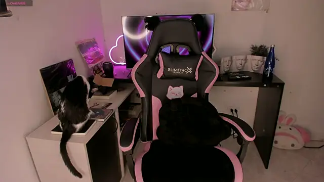 sarastorme's Live XXX Chat