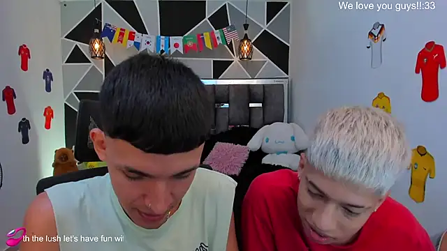 Juan_Nd_Steven's Webcam Show