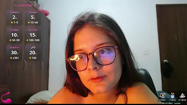 Chat XXX en directo de MadieeLorez