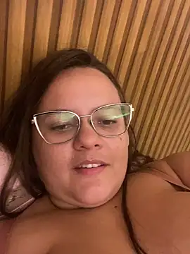 Laryssinha_69's Live XXX Chat