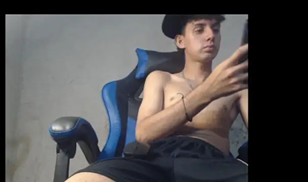Show de Garu_hot19 na webcam