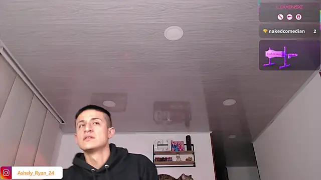 ashely_ryan24: онлайн-секс-чат