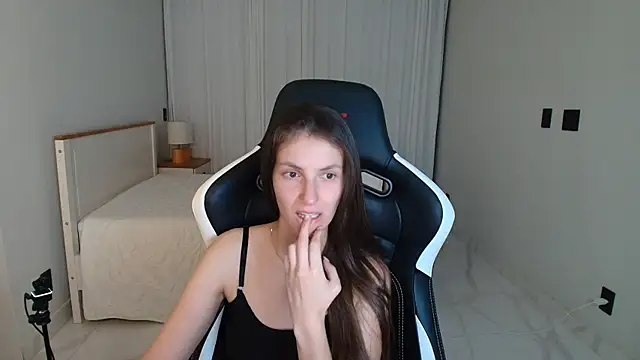 upssnowy Adlı Modelin Canlı XXX Sohbeti