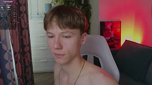 cuMte_boy élő XXX-chatje
