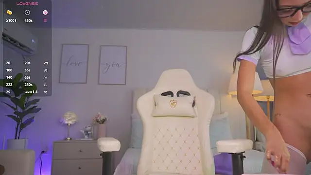 XXX chat uživo modela Cristall_Bunny