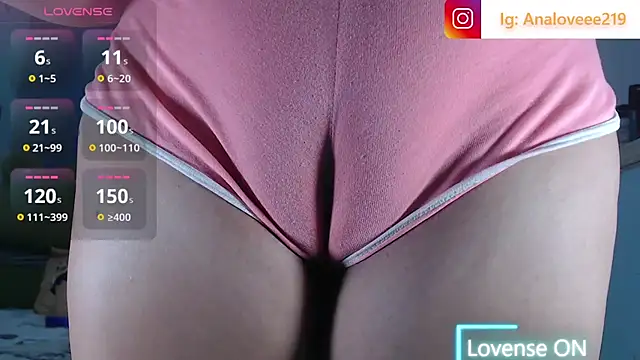ana_studio's Live XXX Chat