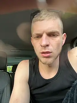Show modela VelvetKingg na web-kameri