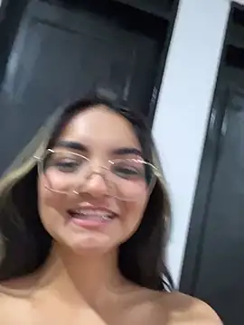 Cat2525's Live XXX Chat