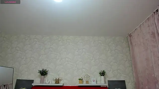 Chat XXX ao vivo de KattyPeachX