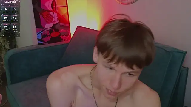 cuMte_boyのライブXXXチャット