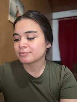 Chat XXX ao vivo de CamilaSofiia