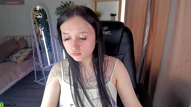 Chatroom XXX en direct de Emma-Blissa