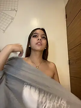 XXX chat uživo modela hugecock_cali