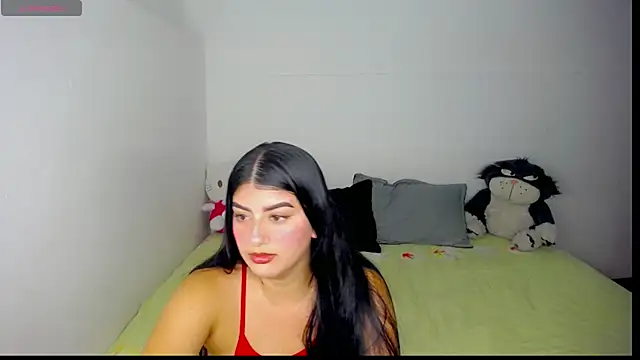 Chat +18 de hello_kityy25 ao vivo