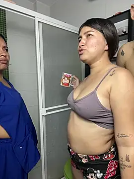 Chat XXX en directo de royalgirls_x