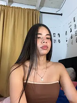 Milleradhara24 – Live XXX-chat