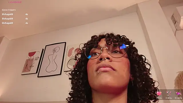Meganlux1's Live XXX Chat