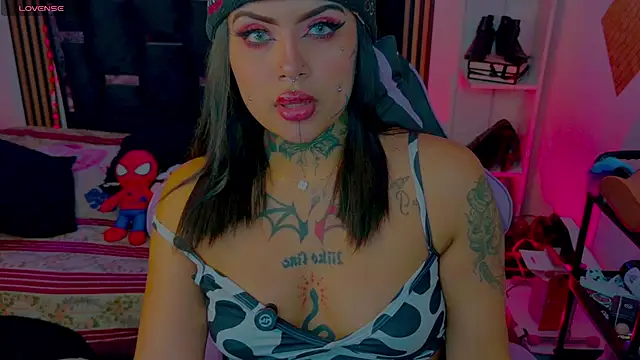 Chatroom XXX en direct de LauriInk1