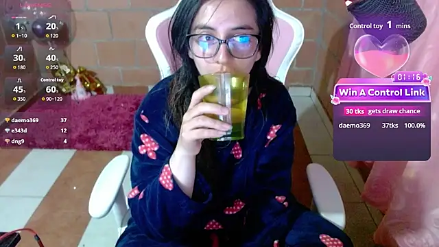 Chat XXX en directo de Maggie_Fox3