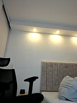 Chat XXX ao vivo de Maya_Lewis