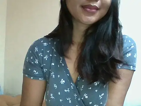 _smiling4u_'s Live XXX Chat