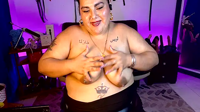 AndreaKinky's Live XXX Chat