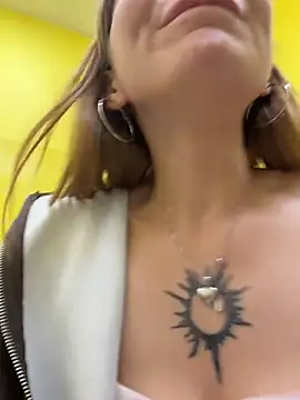 FlashTitsRoyaln Live XXX chat