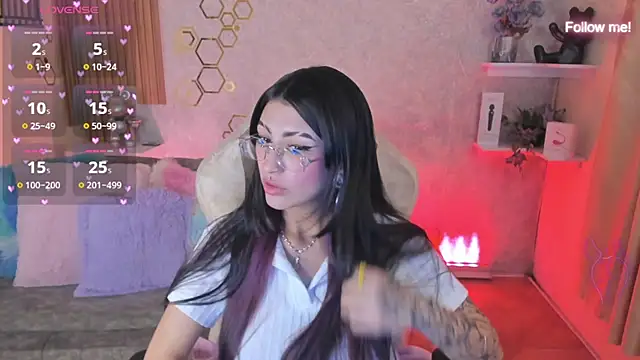 Онлайн чат XXX mia_devine_