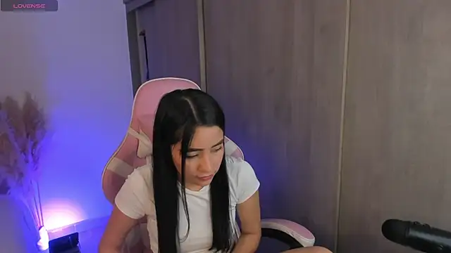 צ'אט XXX בשידור חי של ISABELFORYOU1
