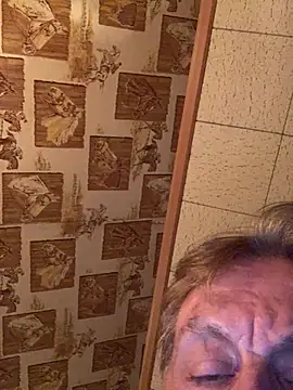 Tonybaloney1972's Live XXX Chat