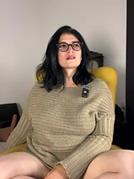 adriana71's Live XXX Chat