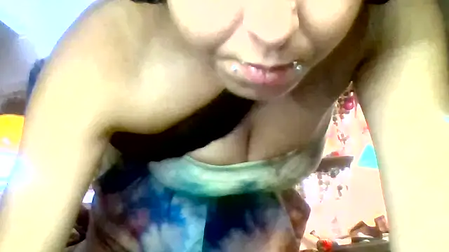Ambioncen Live XXX chat