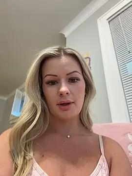 LoveShae_ Webcam show
