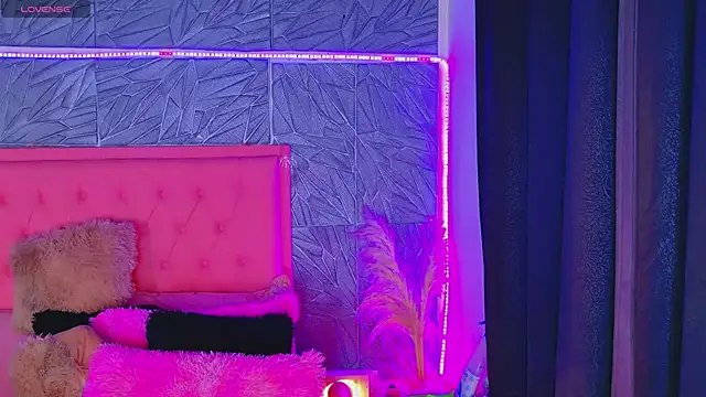XXX chat uživo modela macasweet