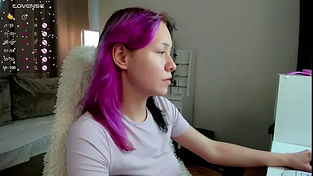 EmilyTrase live XXX chat