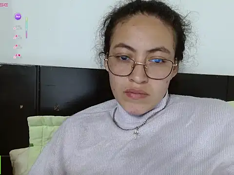Amitlu_n Live XXX chat