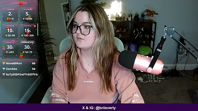 Živý XXX chat Briieverly