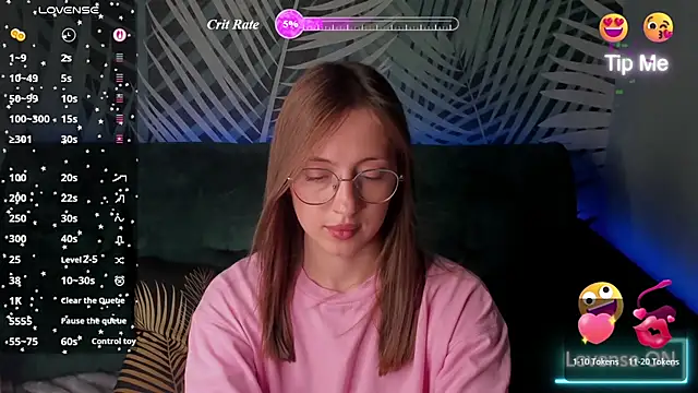 دردشة ChristyCrayme الجنسية المباشرة