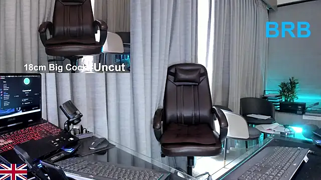 Chatroom XXX en direct de OnlineBossUK
