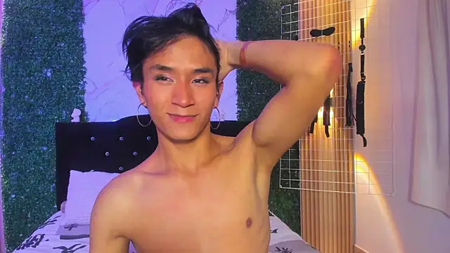 cococumps Chat XXX live