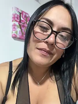 Chat +18 de Lesly_10- ao vivo