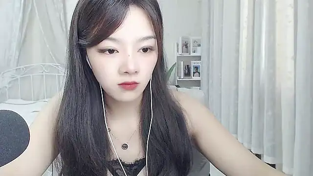 Romy-sweet Adlı Modelin Canlı XXX Sohbeti