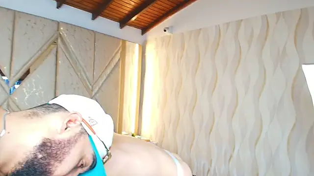 Michael_Boyss XXX чат на живо